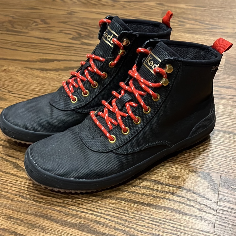 Keds Scout Boots, size 8